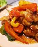 Sweet and Sour Stir-Fried Chicken Thighs with Bell Peppers