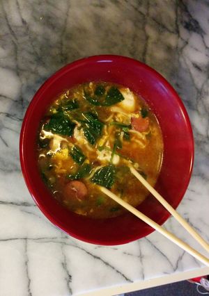 A picture of Ramen noodle soup.