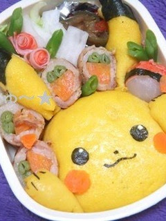 A picture of Character Bento Pikachu Omu-rice Bento.