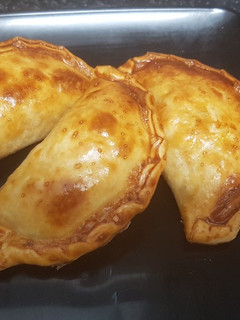 Una foto de Empanadillas de atún al horno