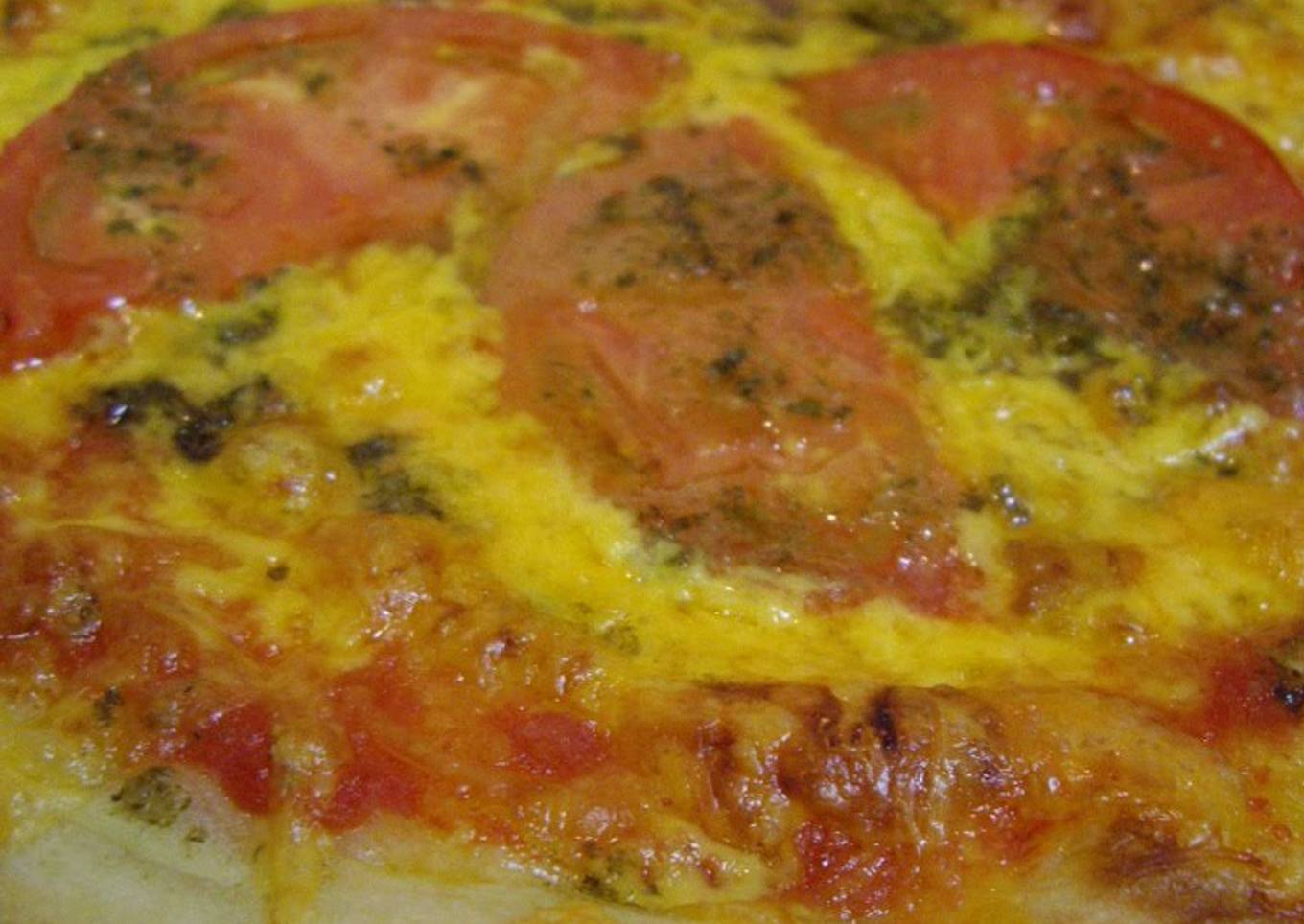 American Pizza with Basil Pesto