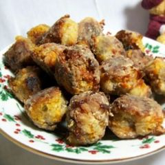A picture of Sausage cheese Balls.