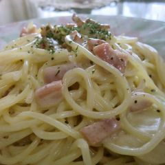 A picture of Sublime Pasta with Garlic, Bacon and Heavy Cream.