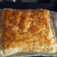 Una foto de Empanada de jamón cocido con un toque dulce