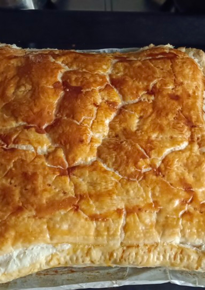 Una foto de Empanada de jamón cocido con un toque dulce