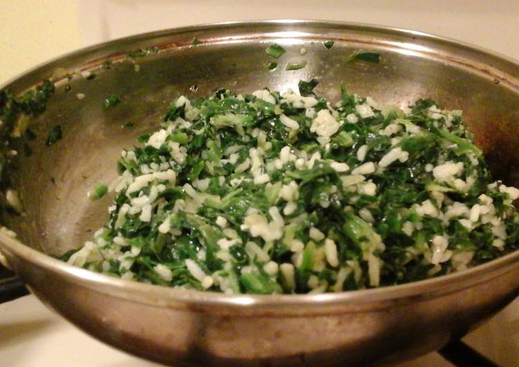 Simple Way to Prepare Quick Skye&#39;s Spinach Parmesan Rice