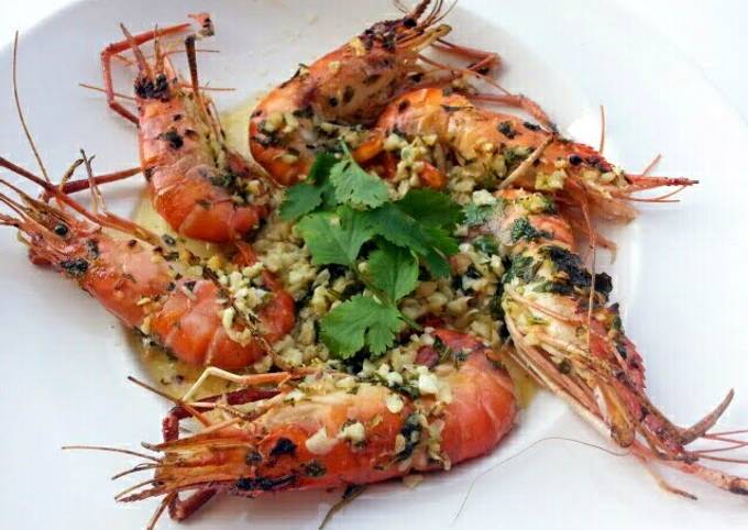 How to Prepare Homemade Baked Garlic Butter Prawn