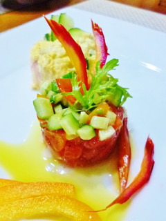 A picture of Tuna Marinated In Wine Vinegar Appetizer.