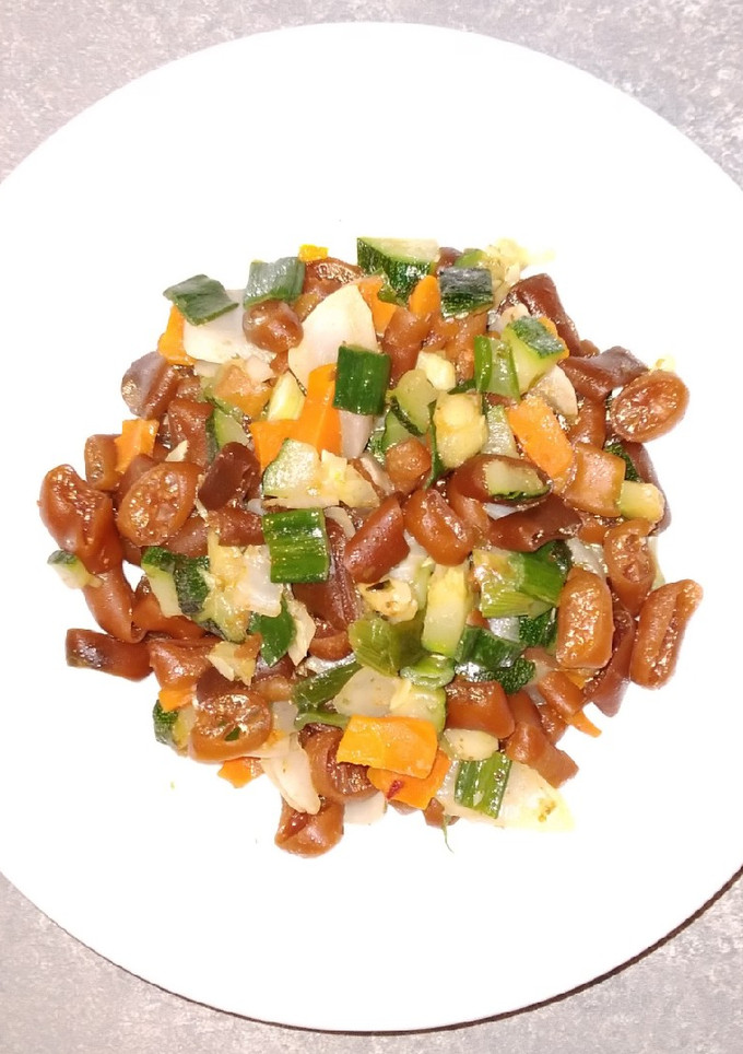 Una foto de Guiso de cochayuyo con verduras