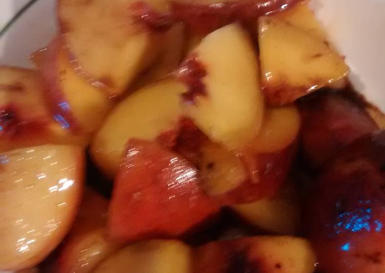 How to Make Quick Balsamic peach dessert