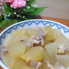A picture of Winter Melon & Chicken Simmer, to Enjoy the Taste of Chicken.