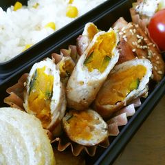 A picture of Kabocha Squash and Pork Roll Bento.