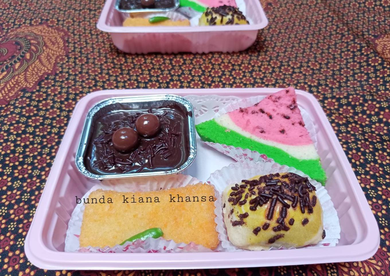 Bolen Pisang (isian snack box dan kue nampan manis)