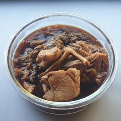 A picture of Muy choi steam mince pork and soup.