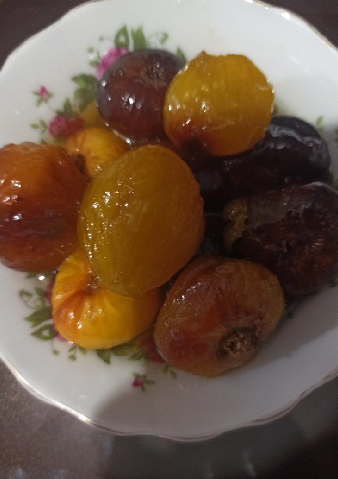 عکسی از دستور مربای انجیر قرمز و زرد