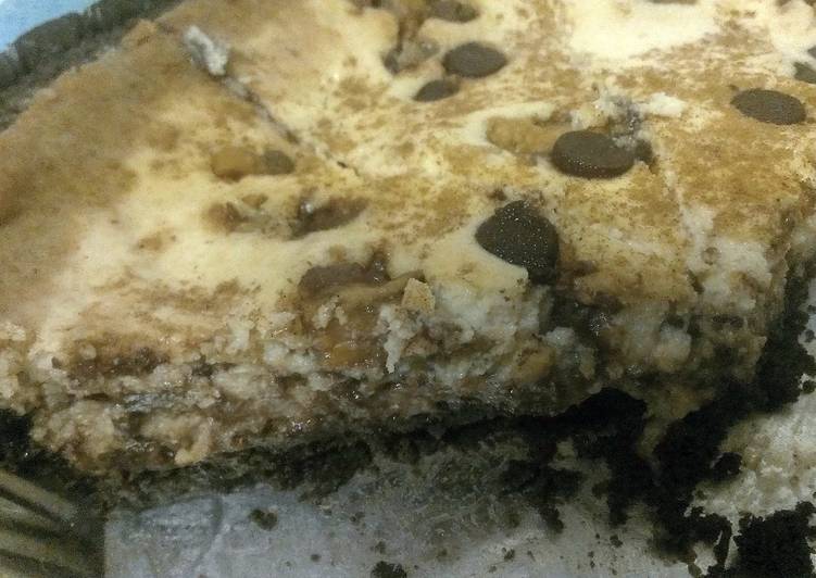 Recipe of Ultimate Dee&#39;s Easy Almond buttercup cheesecake