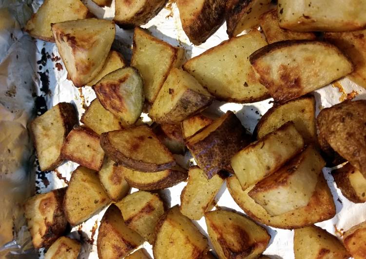 Simple Way to Prepare Super Quick Homemade Ranch roasted potatoes