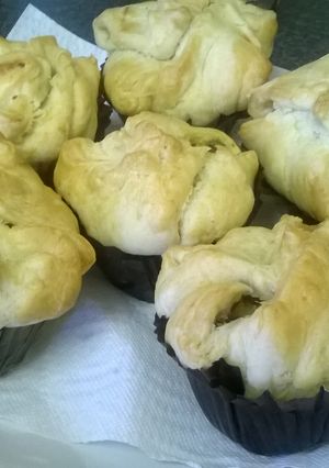 A picture of Puffins. (Cornish pasty muffins).