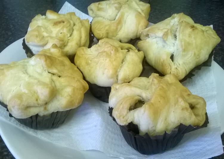 Recipe of Homemade Puffins.  (Cornish pasty muffins)