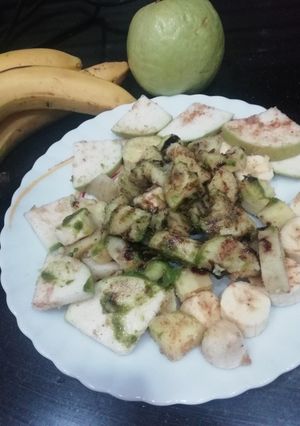 A picture of Sweet Potato & mix fruits chaat.