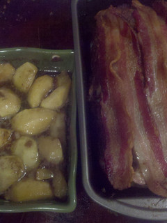A picture of Bria's apple bacon meatloaf.