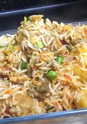 A picture of Anokhi biryani.
