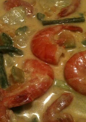 A picture of Scampi in Coconut Sauce.