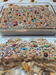 Una foto de Postre con vainillas y mousse de dulce de leche