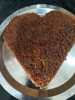 A picture of Beetroot carrot cake.