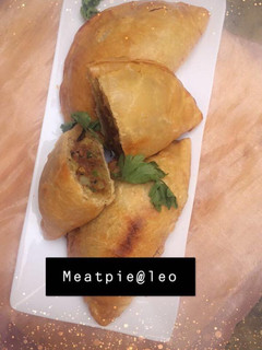 A picture of Meat pie.