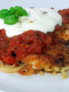 A picture of Chicken parme.