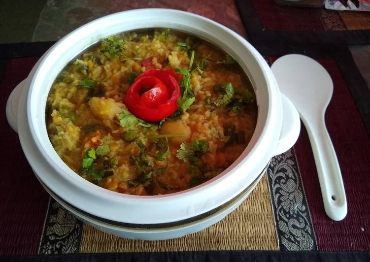 Easiest Way to Prepare Homemade Mix vegetable masala khichdi