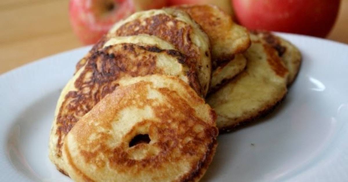 Oatmeal cottage cheese apple pancakes Recipe by Littleofthis Cookpad