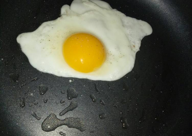 Cara Gampang Membuat Telur Goreng ala Restoran by Vero yang Bisa Manjain Lidah