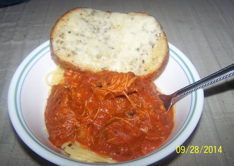 Step-by-Step Guide to Prepare Award-winning Chicken Sweet italian Sausage Spaghetti With Cheesy Sourdough Garlicbread