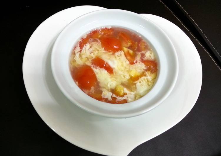 Tomato And Egg Soup