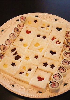 A picture of Cut-out Party Sandwiches.