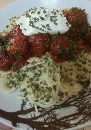 A picture of Spaghetti & Meatballs.