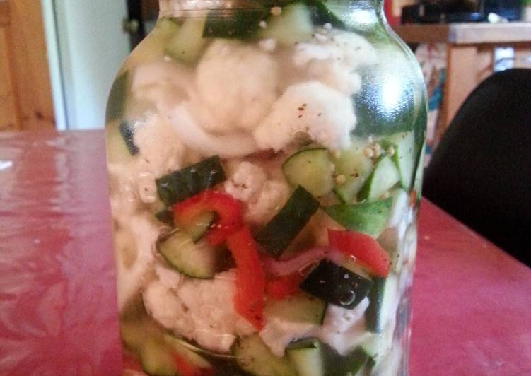 Easiest Way to Make Homemade Ice Box Pickles