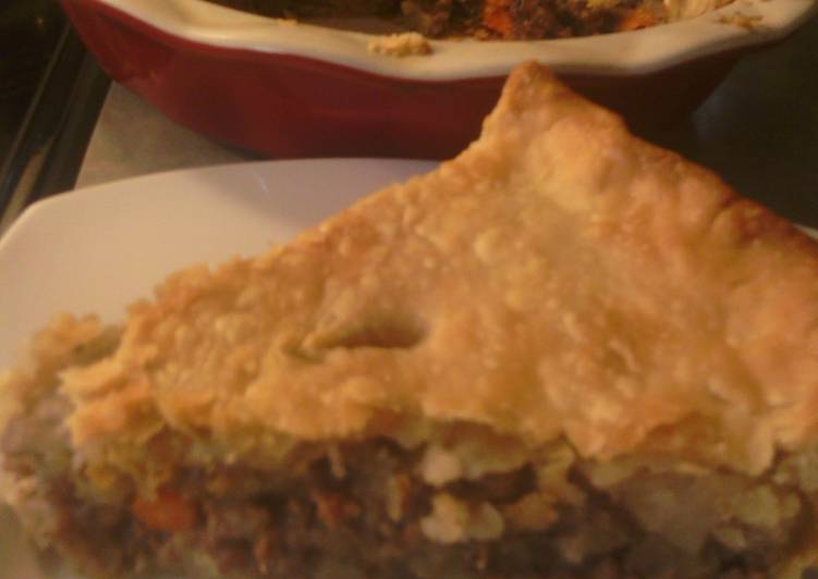 Steps to Prepare Homemade sunshines beef pie