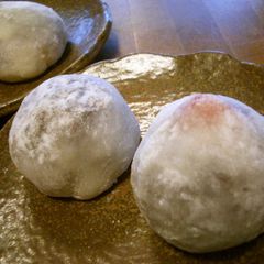 A picture of Easy in a Microwave! Strawberry Daifuku Made with Pre-Cut Mochi.