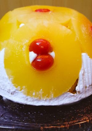A picture of Pineapple Dome Cake.