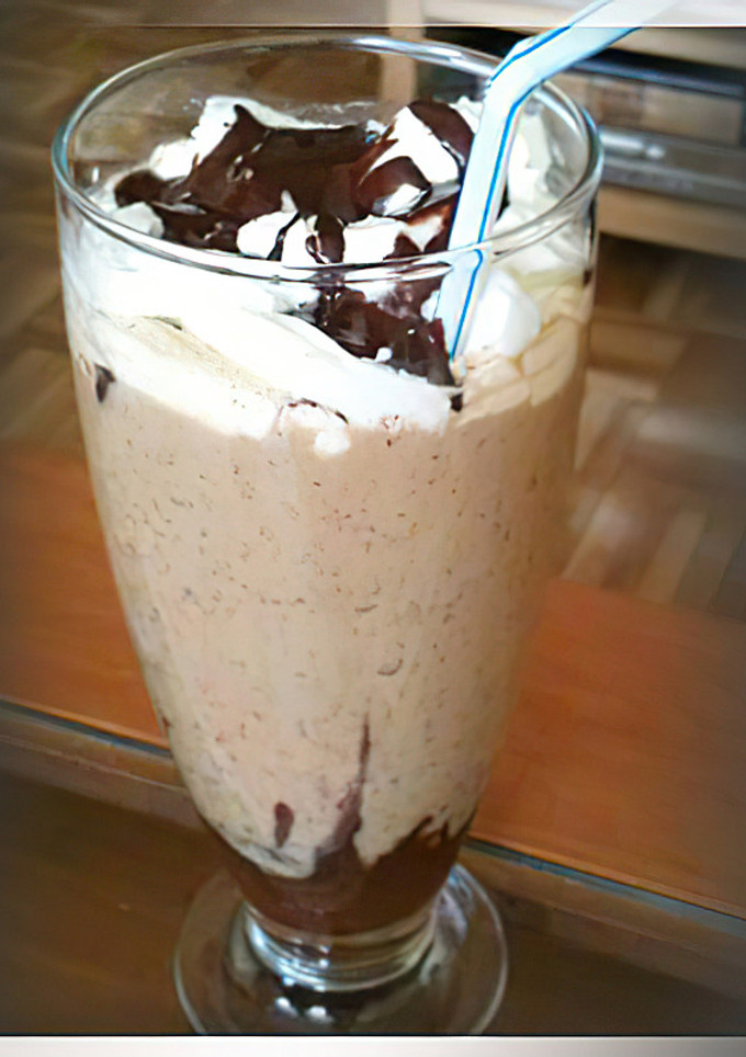 Una foto de Batido de Capuccino con chocolate