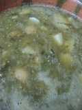 Papas criollas con salsa verde. México