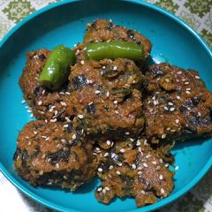 Vegie oats jowar muthiya A picture of Vegie oats jowar muthiya.