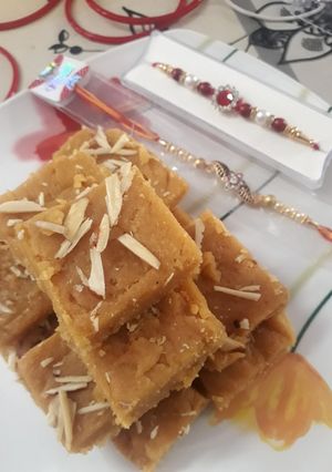A picture of Besan burfi.