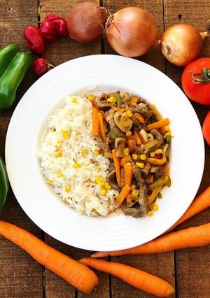 صورة لوصفة شاورما بالخضار والأرز