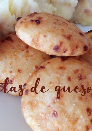 Una foto de Arepitas de queso