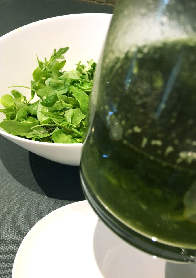 Una foto de Aderezo de té Matcha