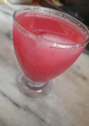A picture of Fresh Falsa Juice!💜.